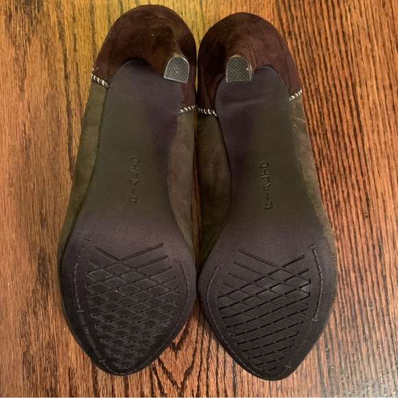 Elegant Brown Suede Women's Heels - Picture 6 of 8